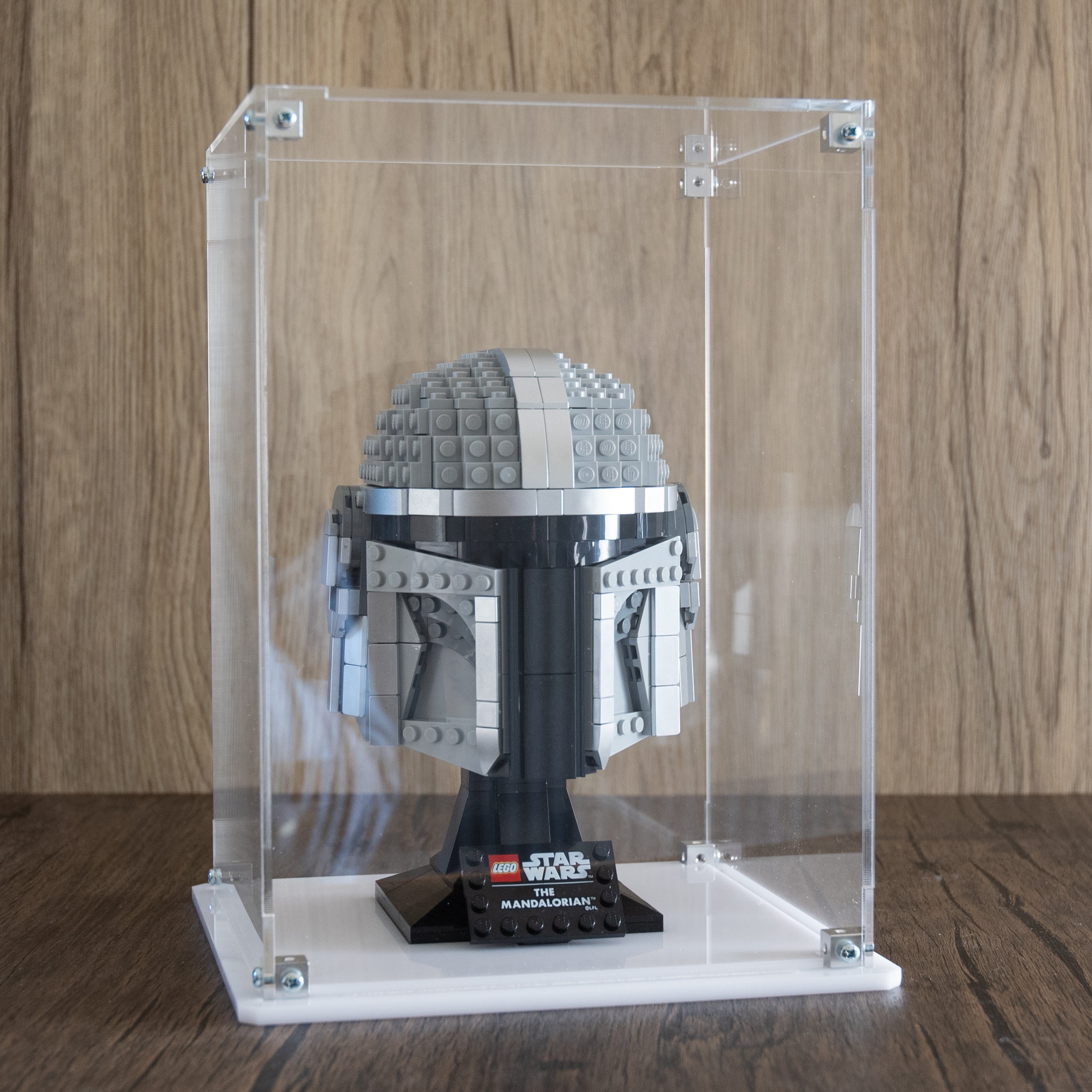 Lego® Helmet Collection Mandalorian Display Case