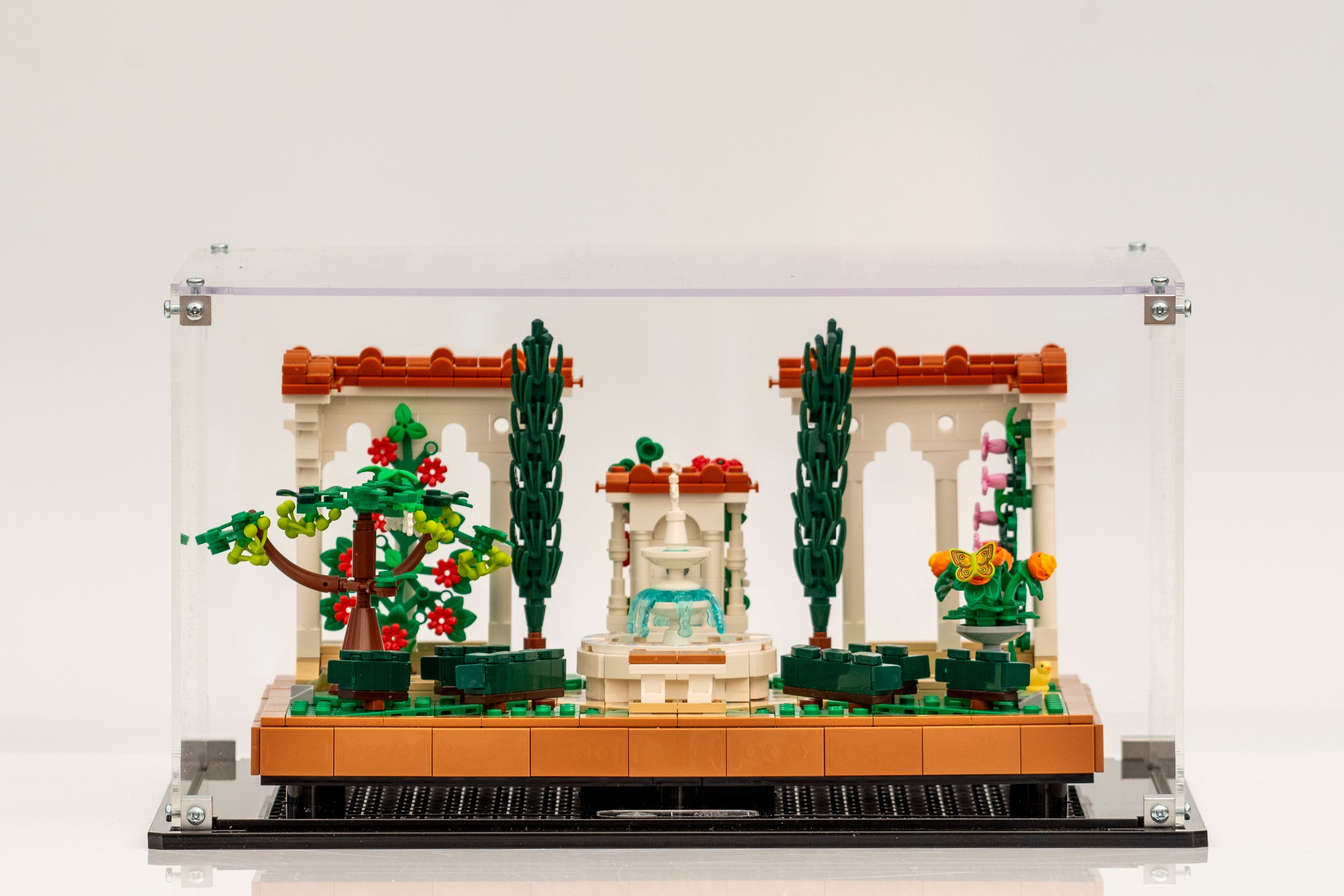 Display Case For LEGO® Icons: Fountain Garden (10359)