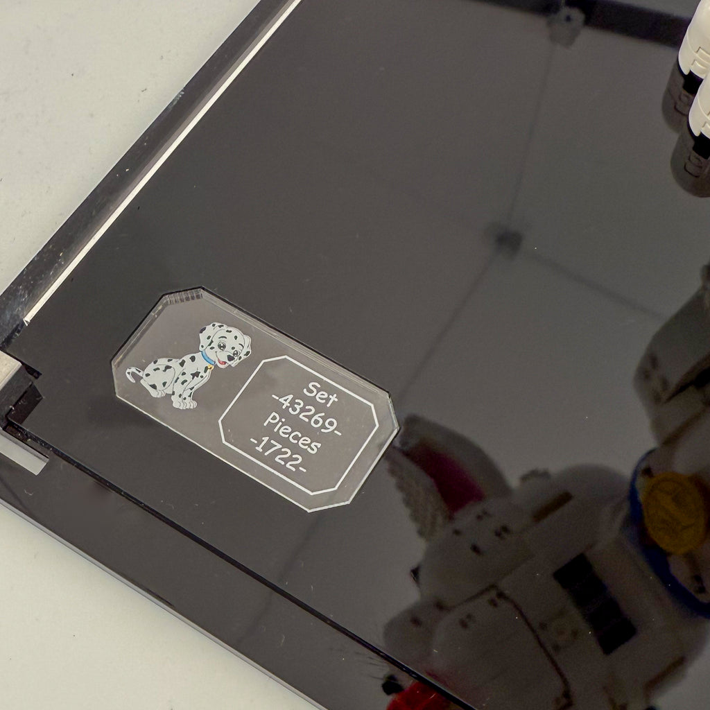 Display Case for LEGO® 101 Dalmatians Puppy Model (43269)